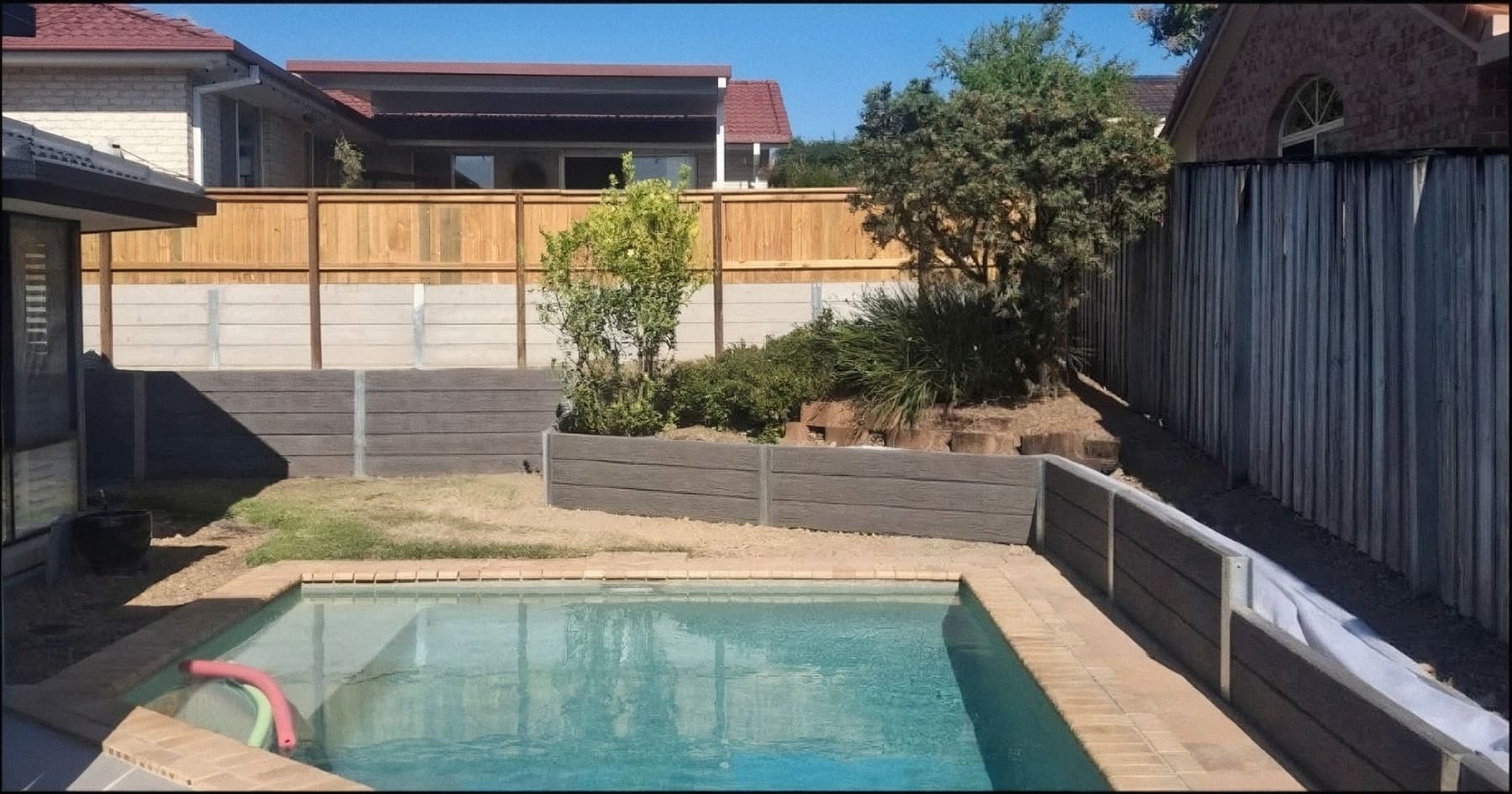 Retaining wall in Pacific Pines